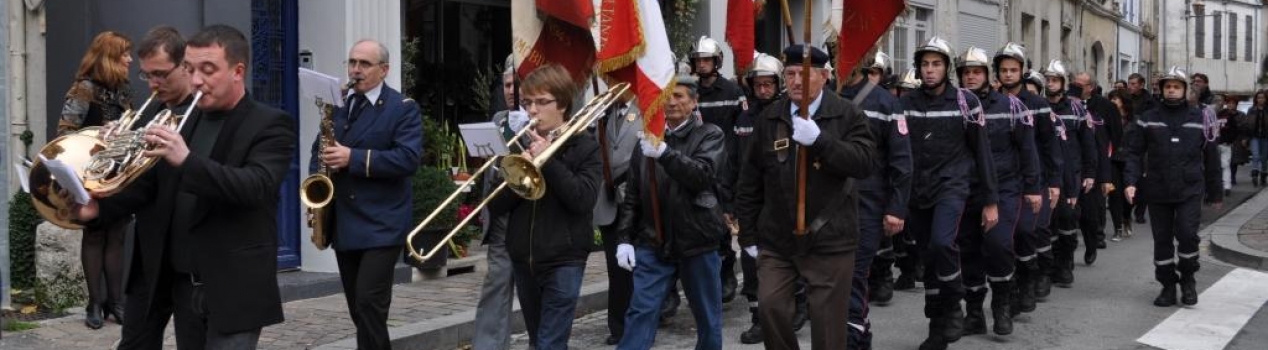 le défilé du 11 novembre dans la grand-rue